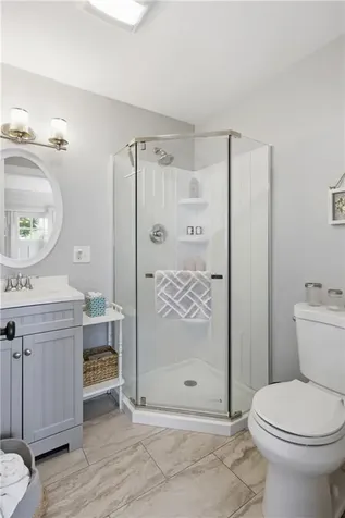 40 W Narragansett Avenue Newport RI 02840
