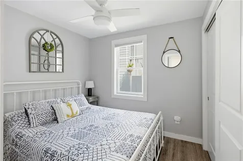 40 W Narragansett Avenue Newport RI 02840
