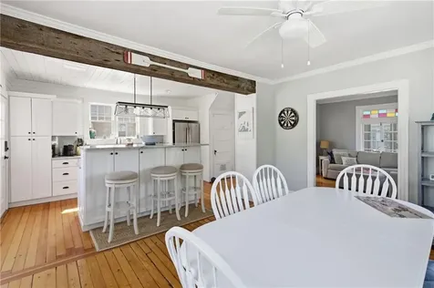 40 W Narragansett Avenue Newport RI 02840