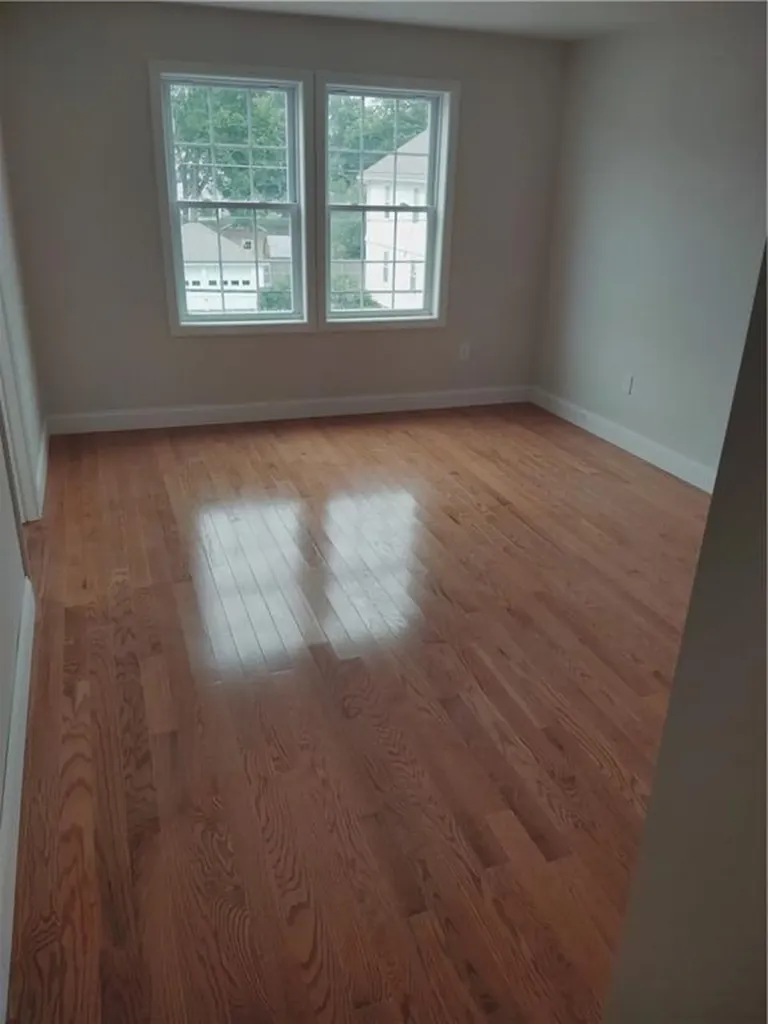 27 Hoppin Avenue East Providence RI 02915
