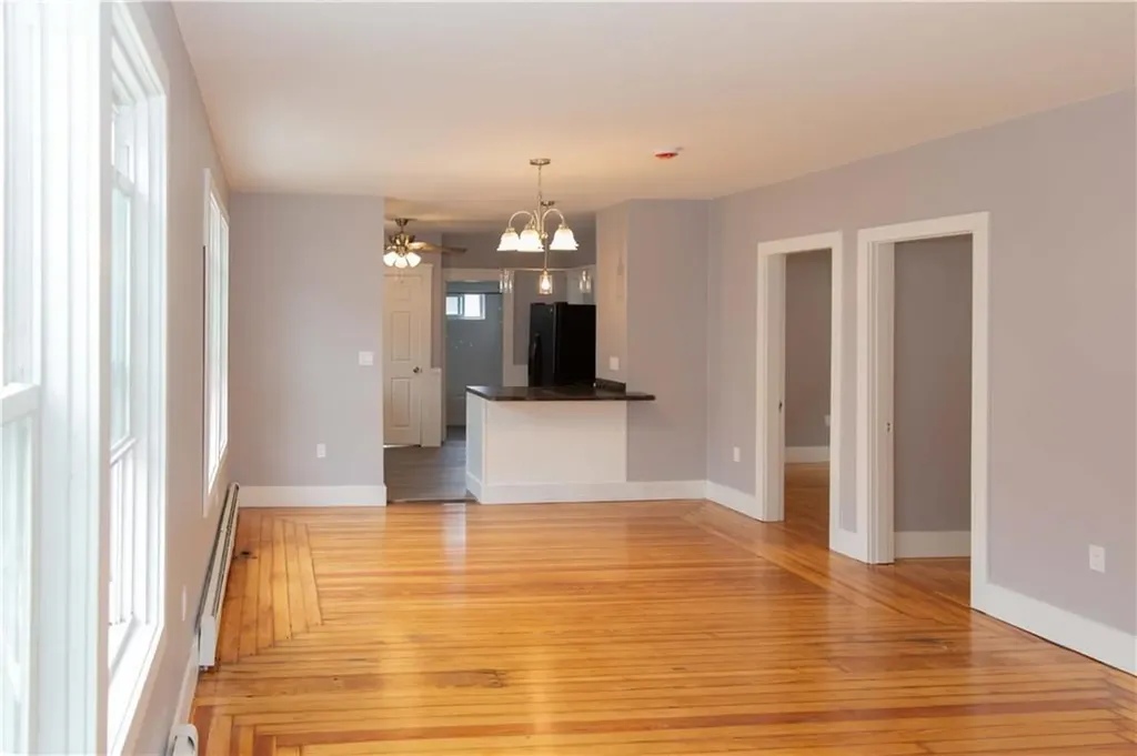 10 Island Avenue East Providence RI 02916