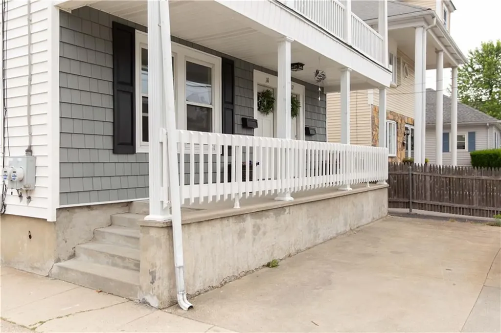 10 Island Avenue East Providence RI 02916
