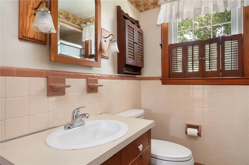 23 Fatima Drive Bristol RI 02809