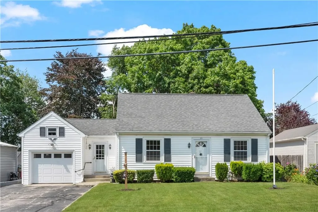 23 Fatima Drive Bristol RI 02809