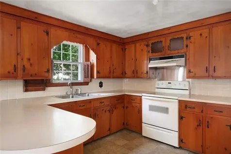 23 Fatima Drive Bristol RI 02809