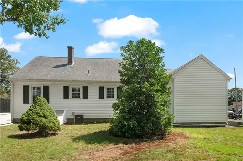 23 Fatima Drive Bristol RI 02809