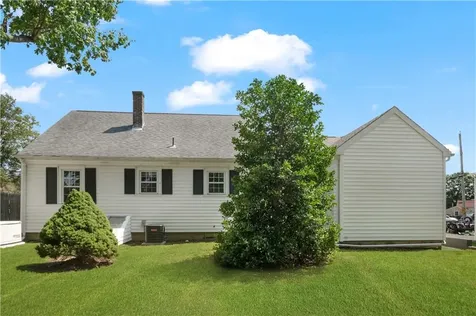 23 Fatima Drive Bristol RI 02809