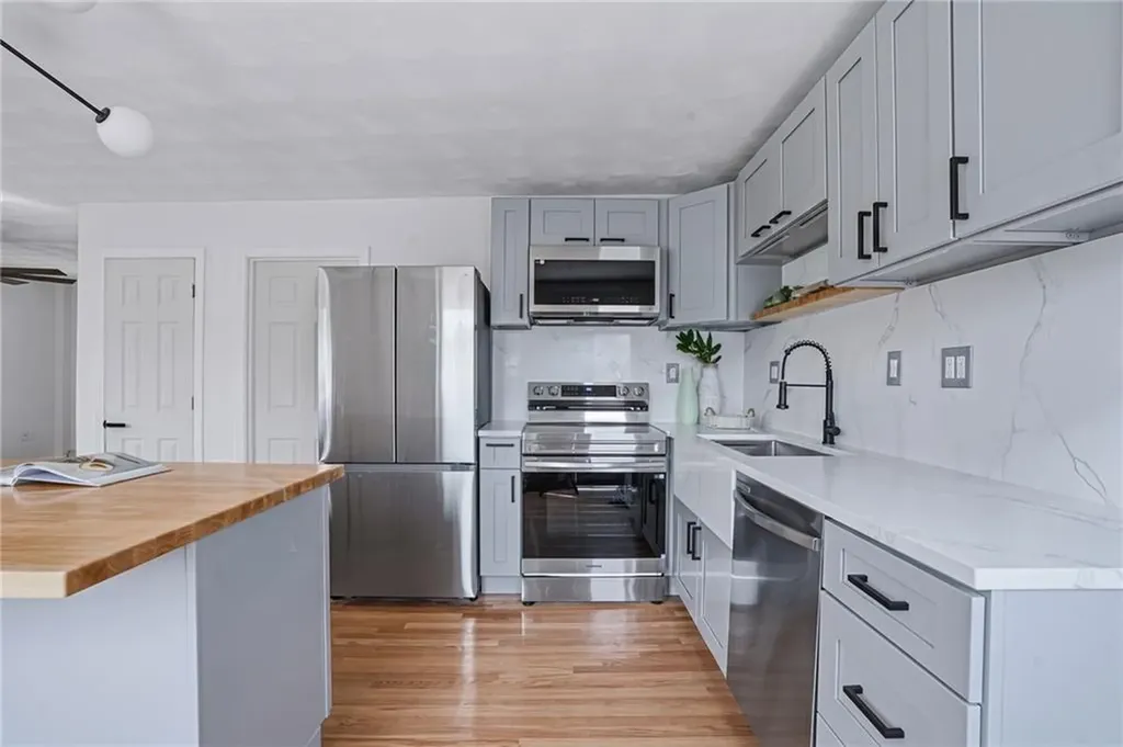 902 Main Street West Warwick RI 02893