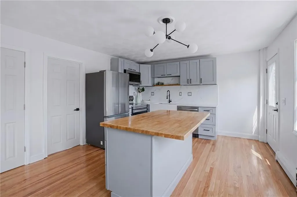 902 Main Street West Warwick RI 02893