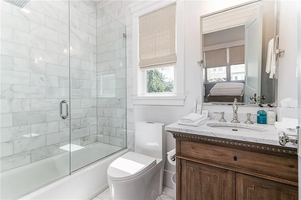 17 19 East Hills Road Westerly RI 02891