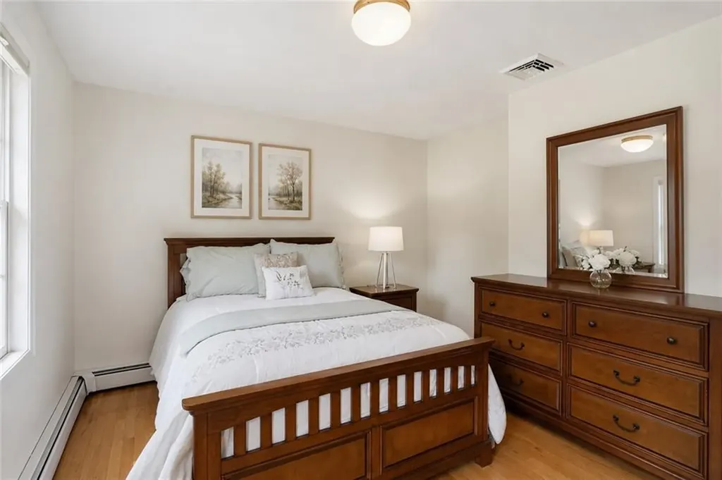 136 Holly Hills Lane North Kingstown RI 02874