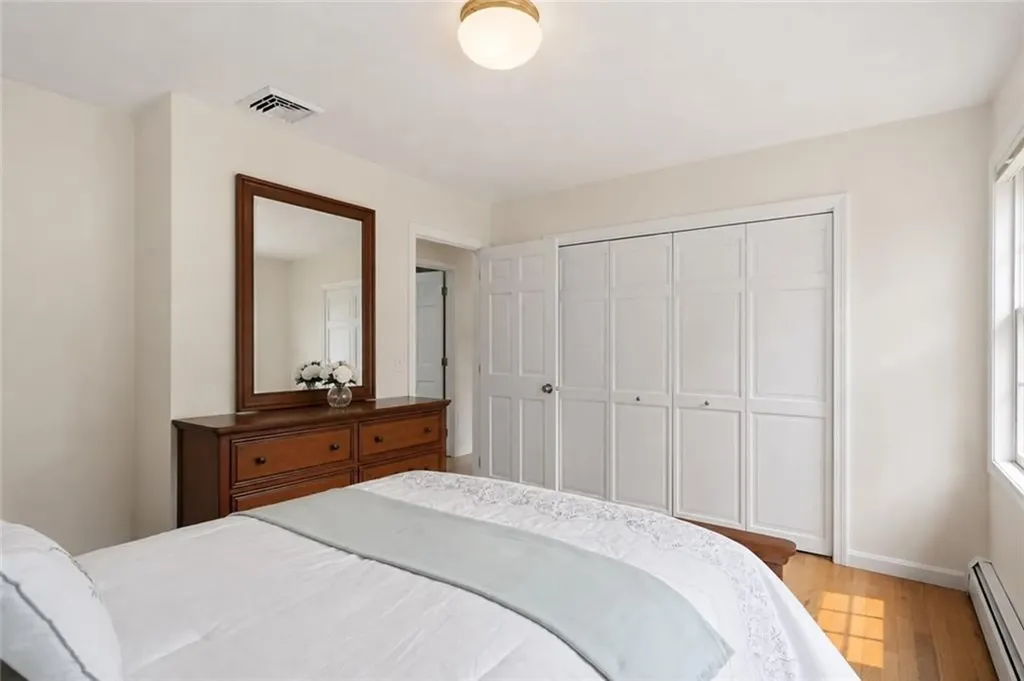 136 Holly Hills Lane North Kingstown RI 02874
