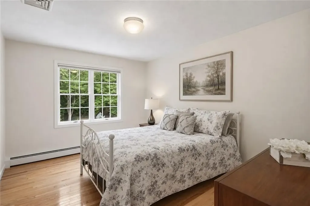 136 Holly Hills Lane North Kingstown RI 02874