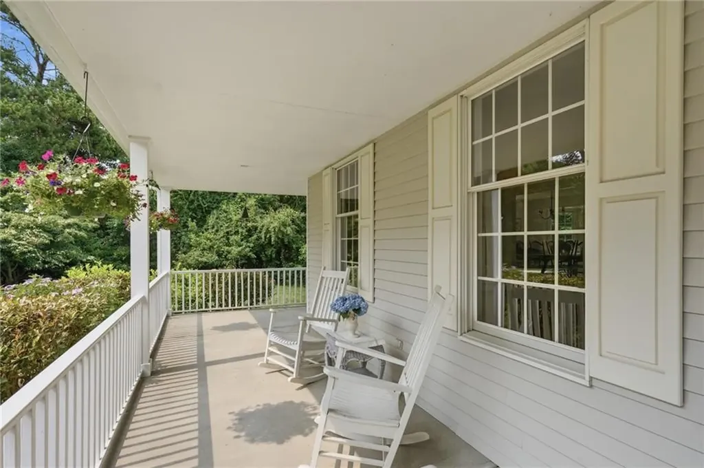 136 Holly Hills Lane North Kingstown RI 02874