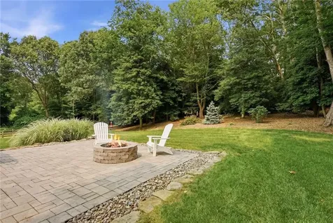 136 Holly Hills Lane North Kingstown RI 02874