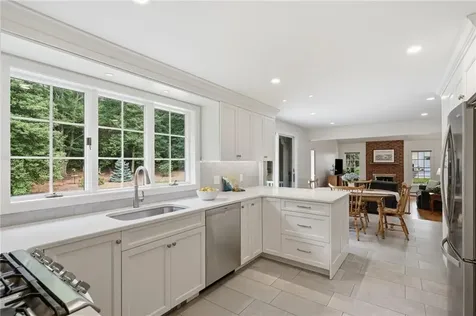 136 Holly Hills Lane North Kingstown RI 02874