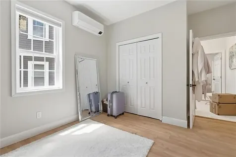 58 Willard Street New Bedford MA 02744