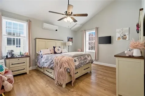 58 Willard Street New Bedford MA 02744