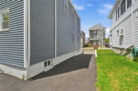58 Willard Street New Bedford MA 02744
