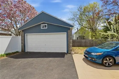 58 Willard Street New Bedford MA 02744