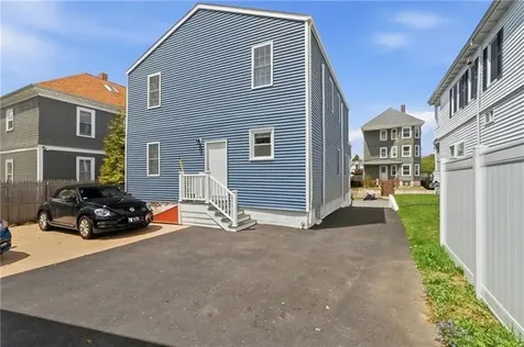 58 Willard Street New Bedford MA 02744