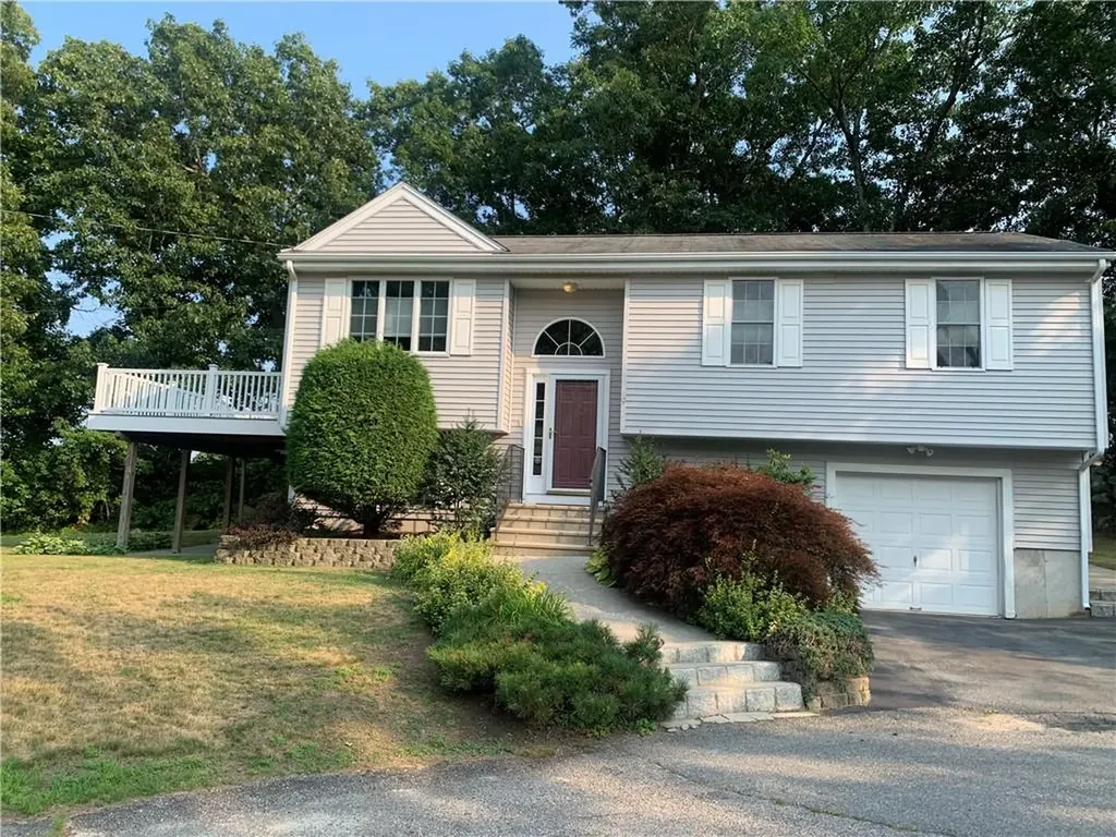 9 Violet Street Johnston RI 02919