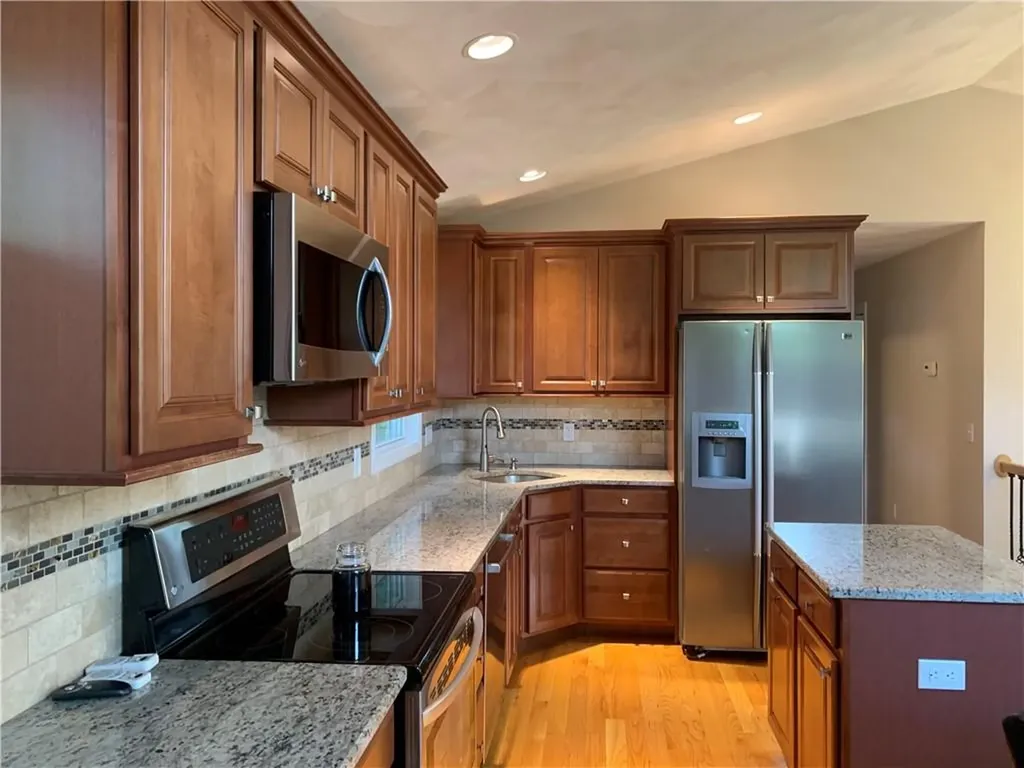 9 Violet Street Johnston RI 02919