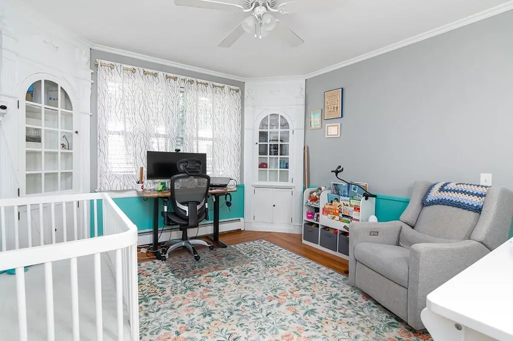 389 391 Pontiac Avenue Cranston RI 02910