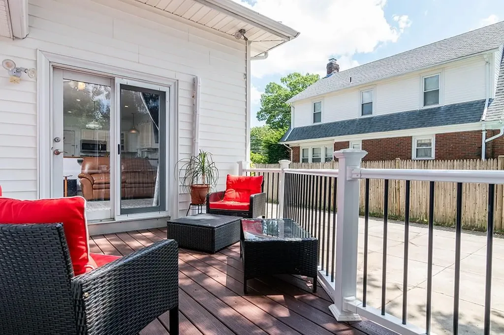 389 391 Pontiac Avenue Cranston RI 02910