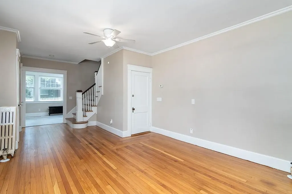 389 391 Pontiac Avenue Cranston RI 02910