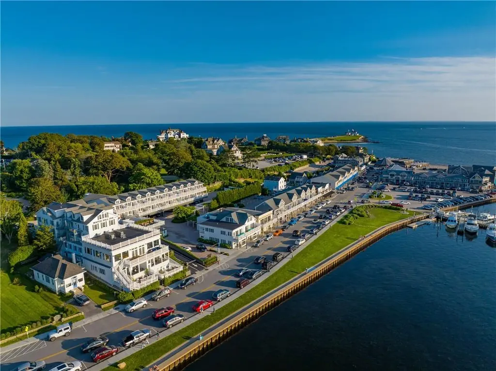 44 Bay Street Westerly RI 02891