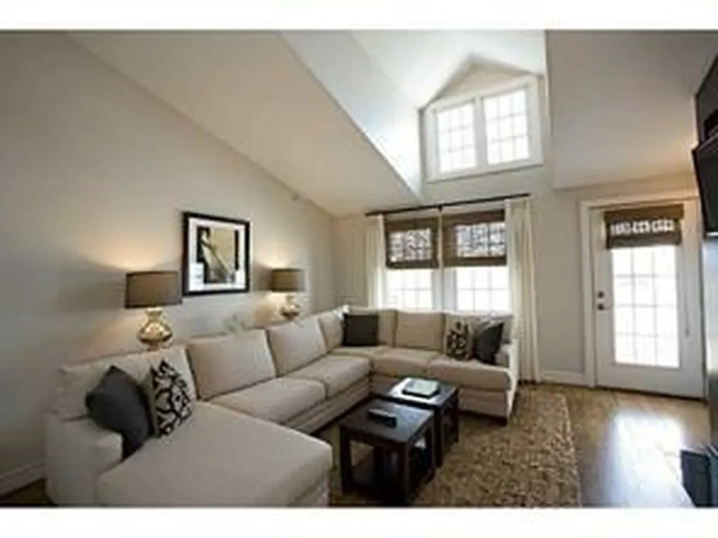 44 Bay Street Westerly RI 02891