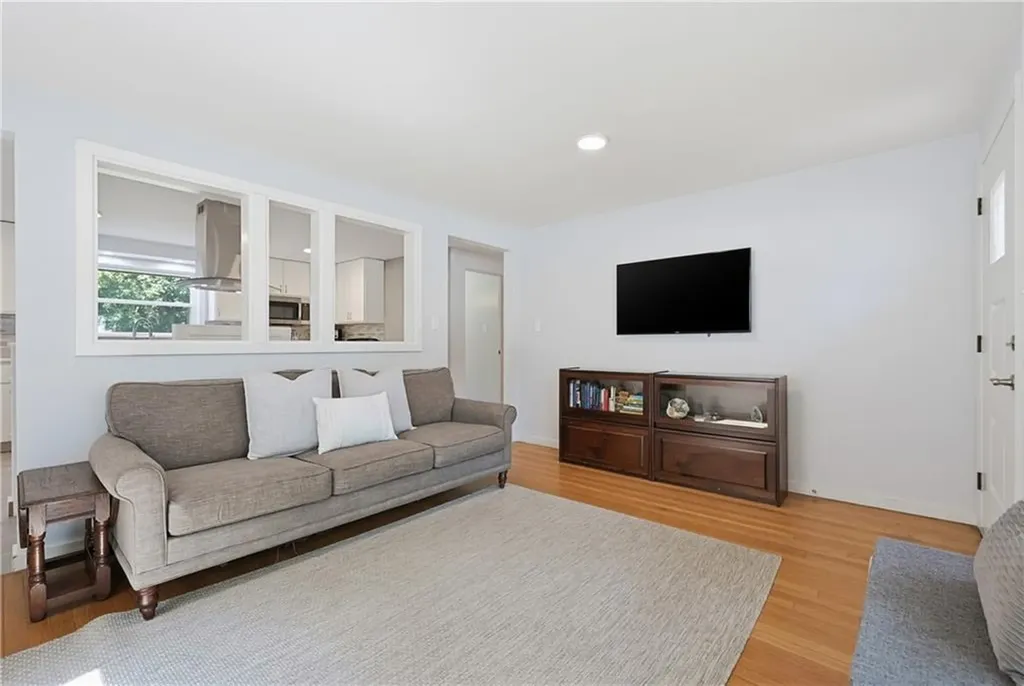 15 Austin Drive Cumberland RI 02864