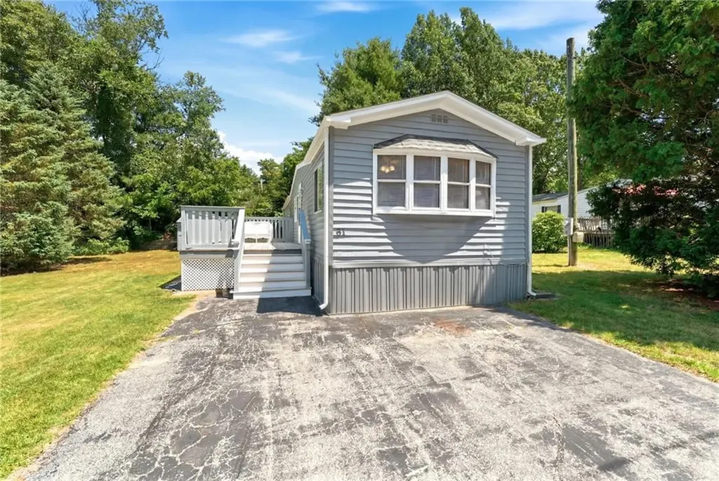 61 Oak Terrace Burrillville RI 02839