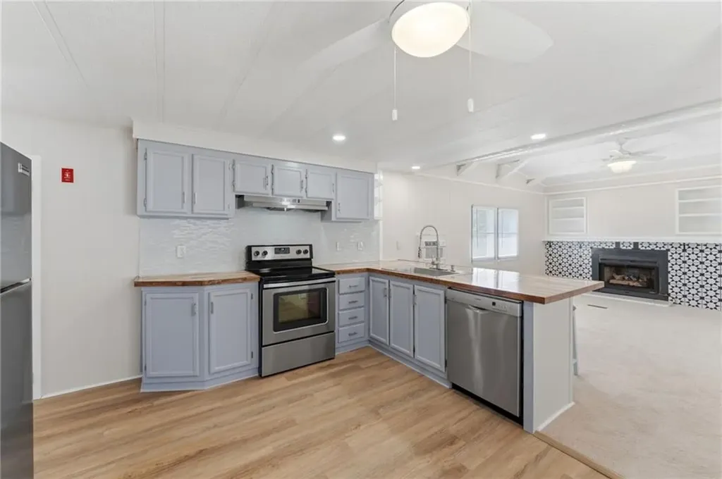 61 Oak Terrace Burrillville RI 02839