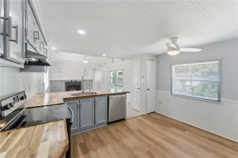 61 Oak Terrace Burrillville RI 02839