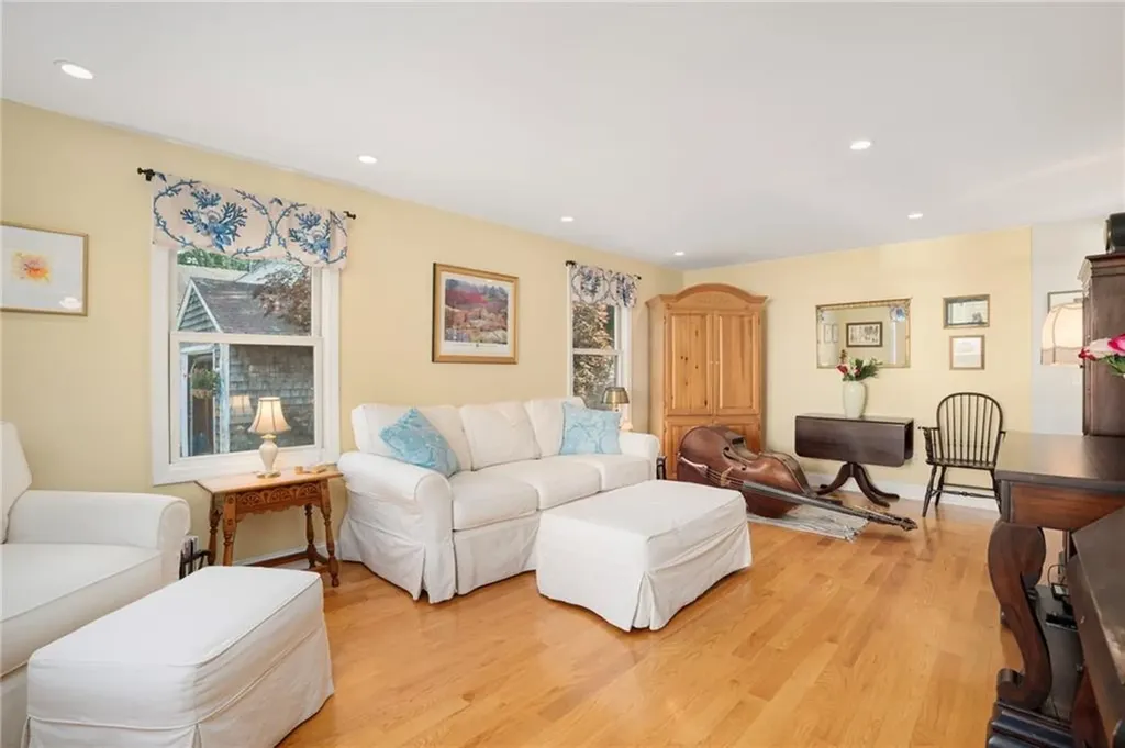 3 Harold Street Newport RI 02840