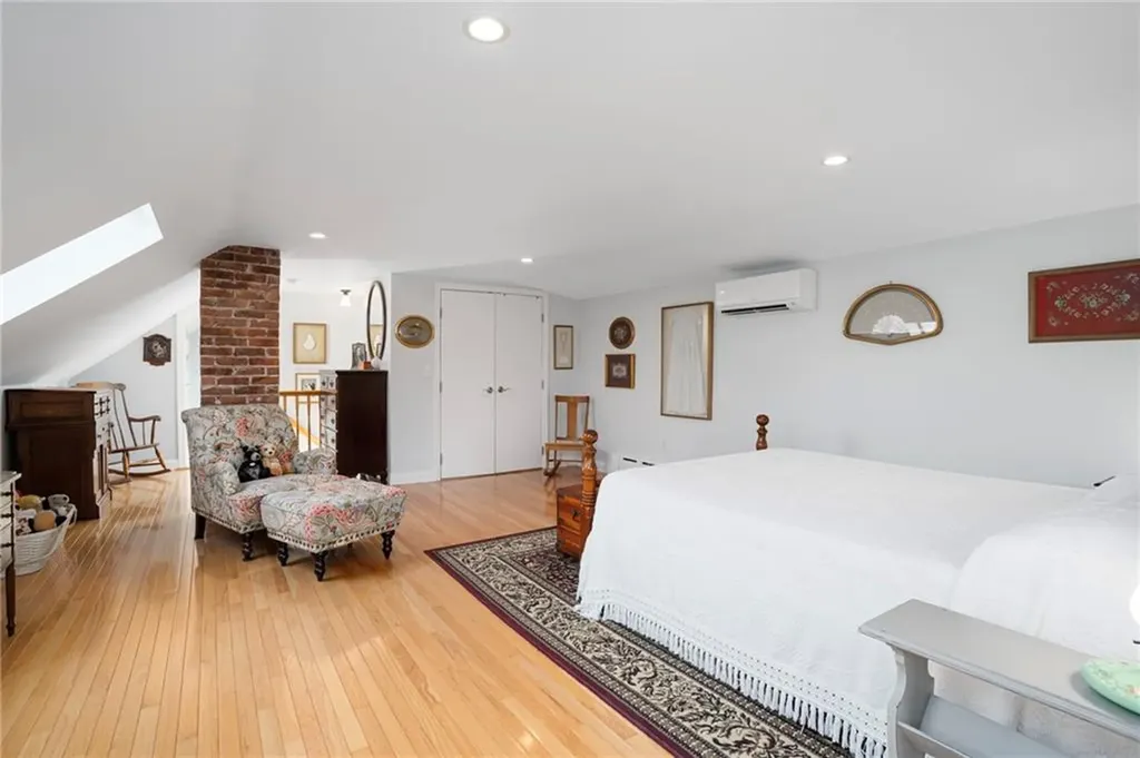 3 Harold Street Newport RI 02840