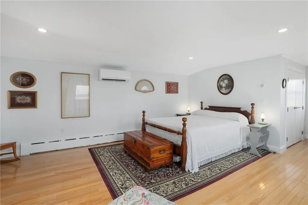 3 Harold Street Newport RI 02840