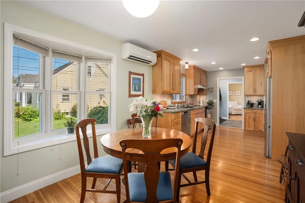 3 Harold Street Newport RI 02840