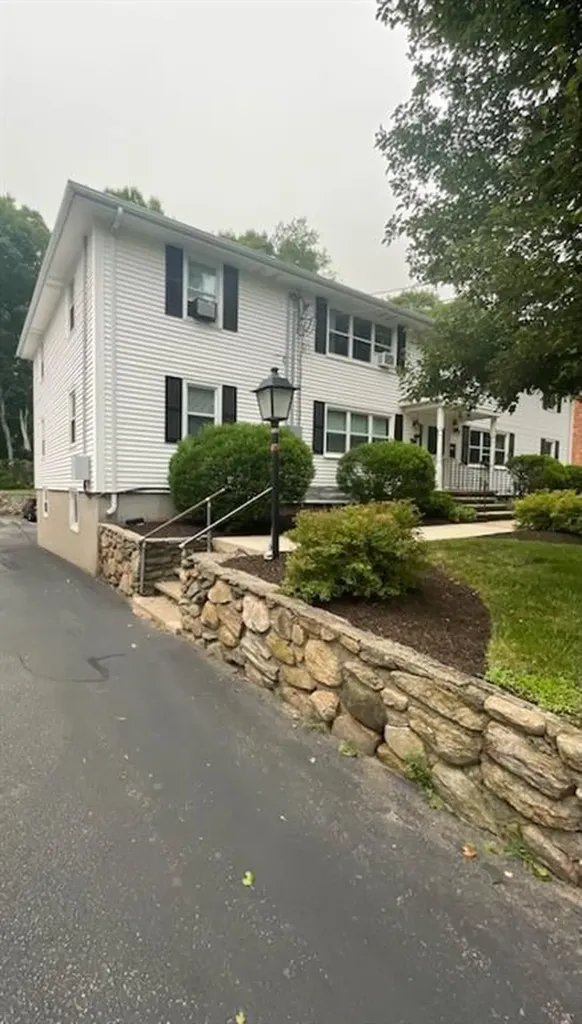 361 Privilege Street Woonsocket RI 02895