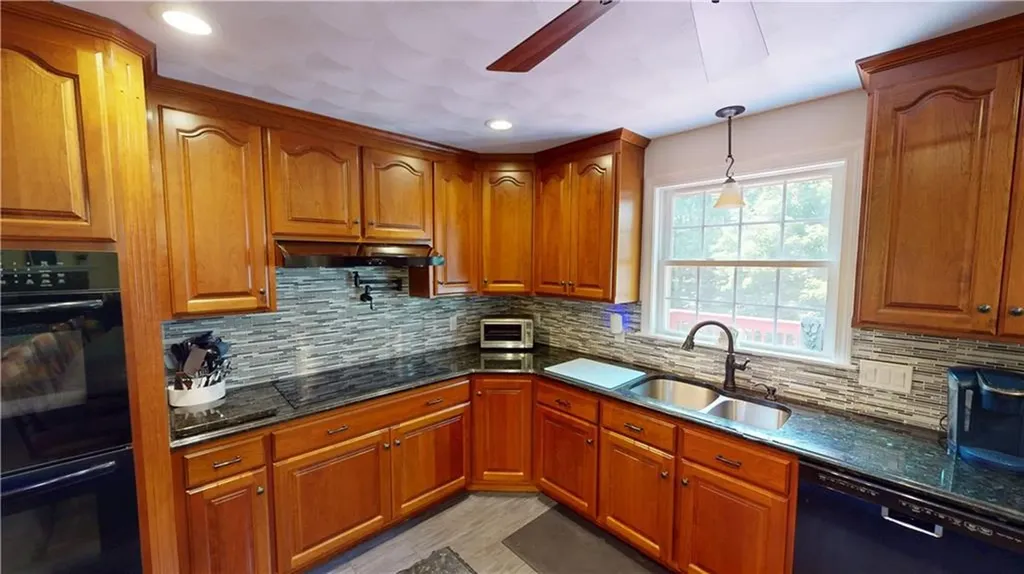 6 Forest Hill Drive North Smithfield RI 02896