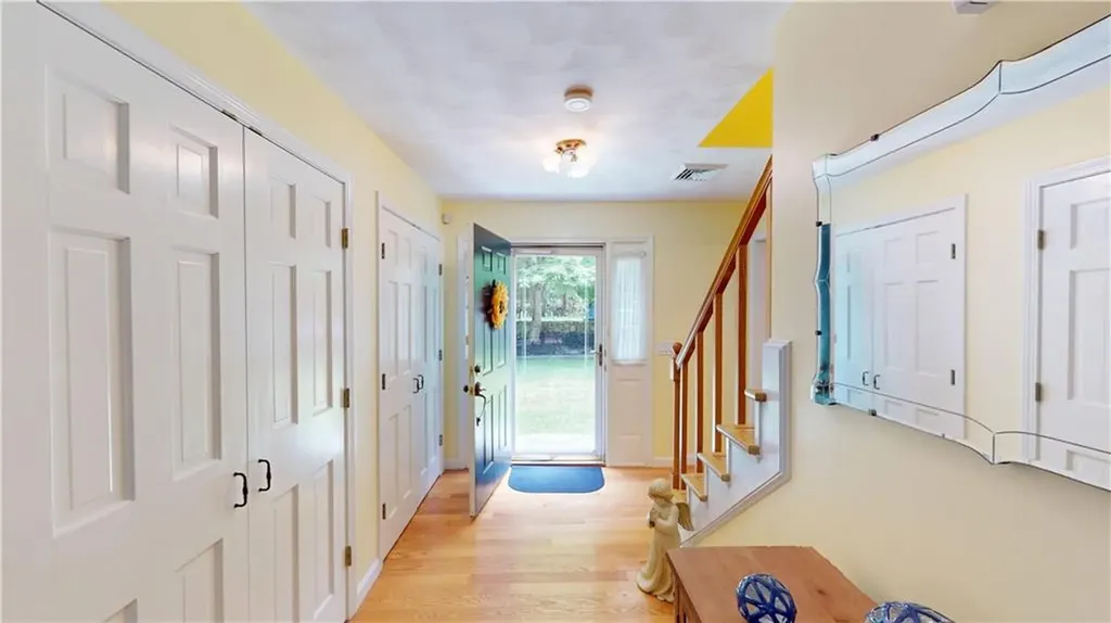 6 Forest Hill Drive North Smithfield RI 02896