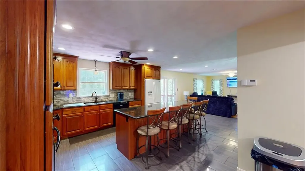 6 Forest Hill Drive North Smithfield RI 02896