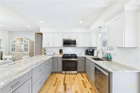 87 Stowe Street Fall River MA 02720