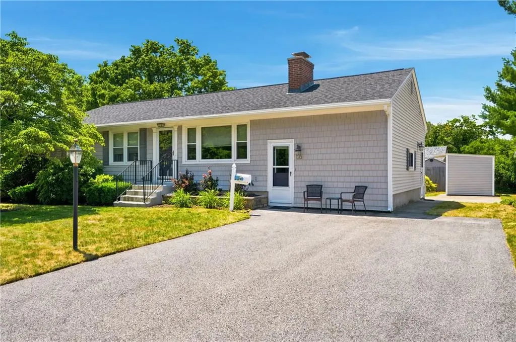 19 Benson Avenue Warwick RI 02888