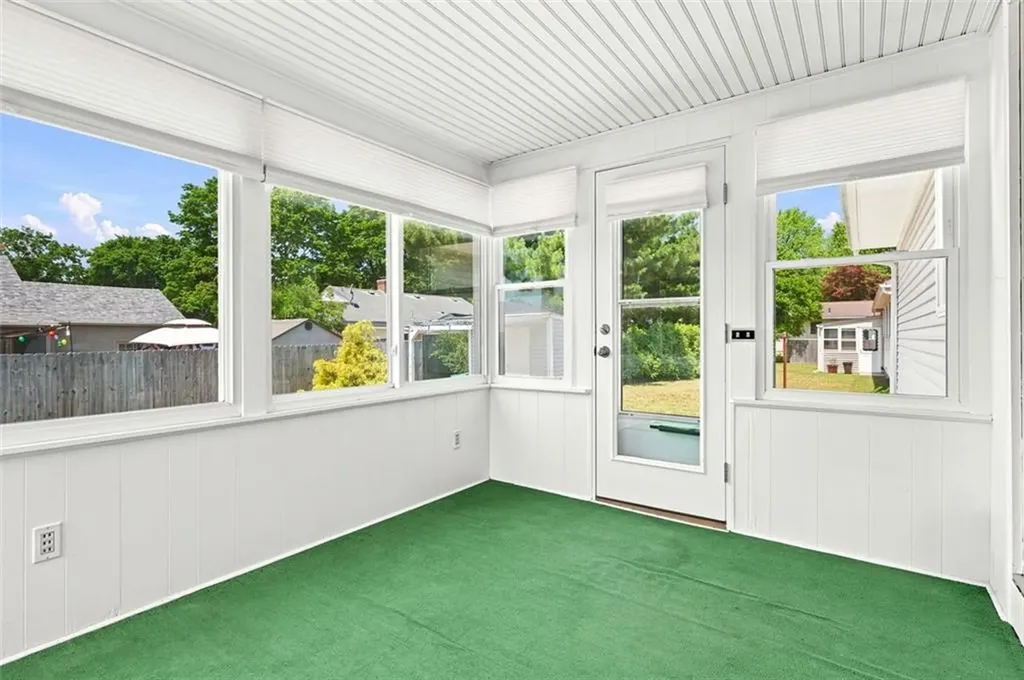 19 Benson Avenue Warwick RI 02888