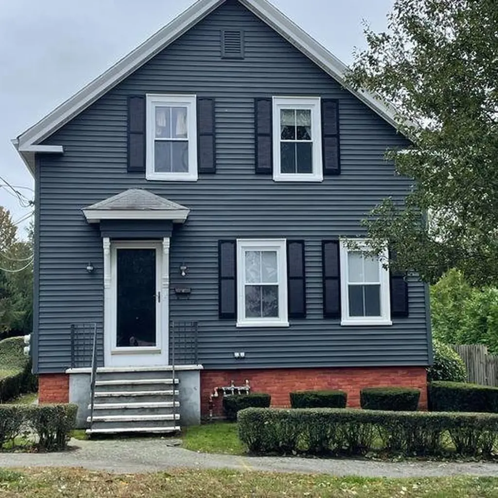 168 Mt Hope Avenue Bristol RI 02809
