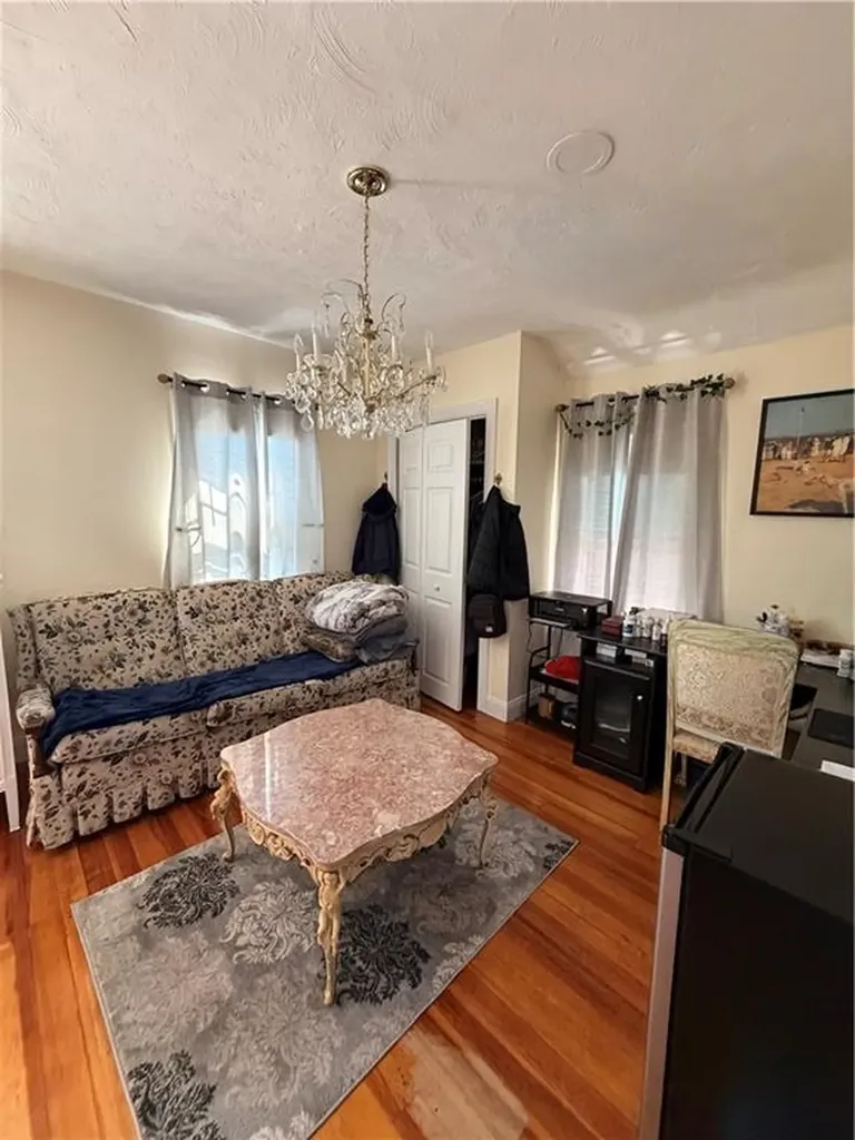 58 Surf Avenue Warwick RI 02889