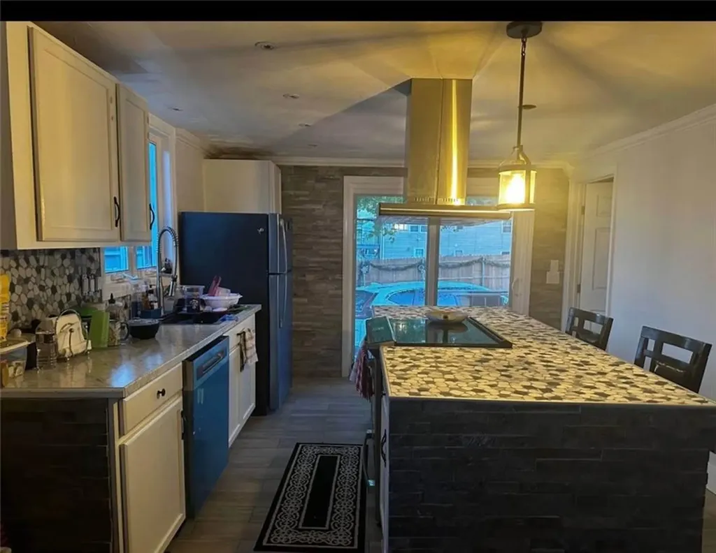58 Surf Avenue Warwick RI 02889